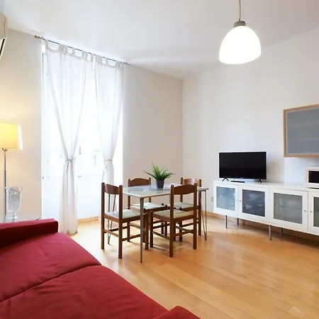 Appartamento Primopiano - Copernico 49 *