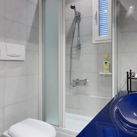 Appartamento Primopiano - Copernico 49 *